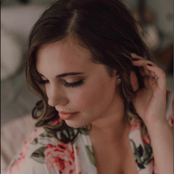 Meet your Posher, Em - Picture 1 of 1